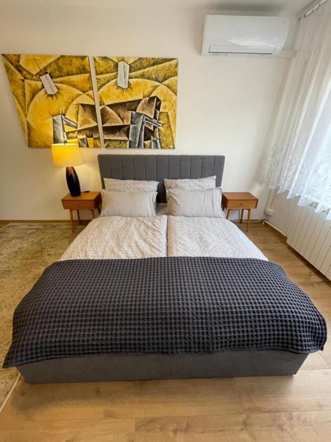 Le Petit Leisure Apartment Budapest Luaran gambar