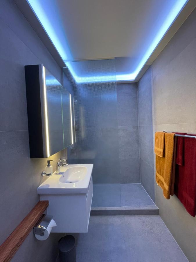 Le Petit Leisure Apartment Budapest Luaran gambar